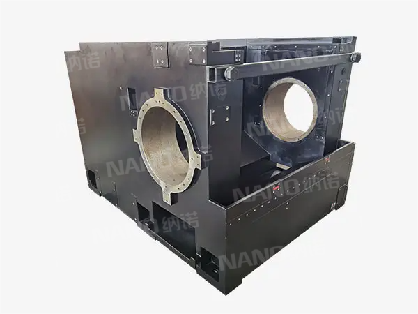 5-tengely-CNC-Machines-640-640 (1) (1)